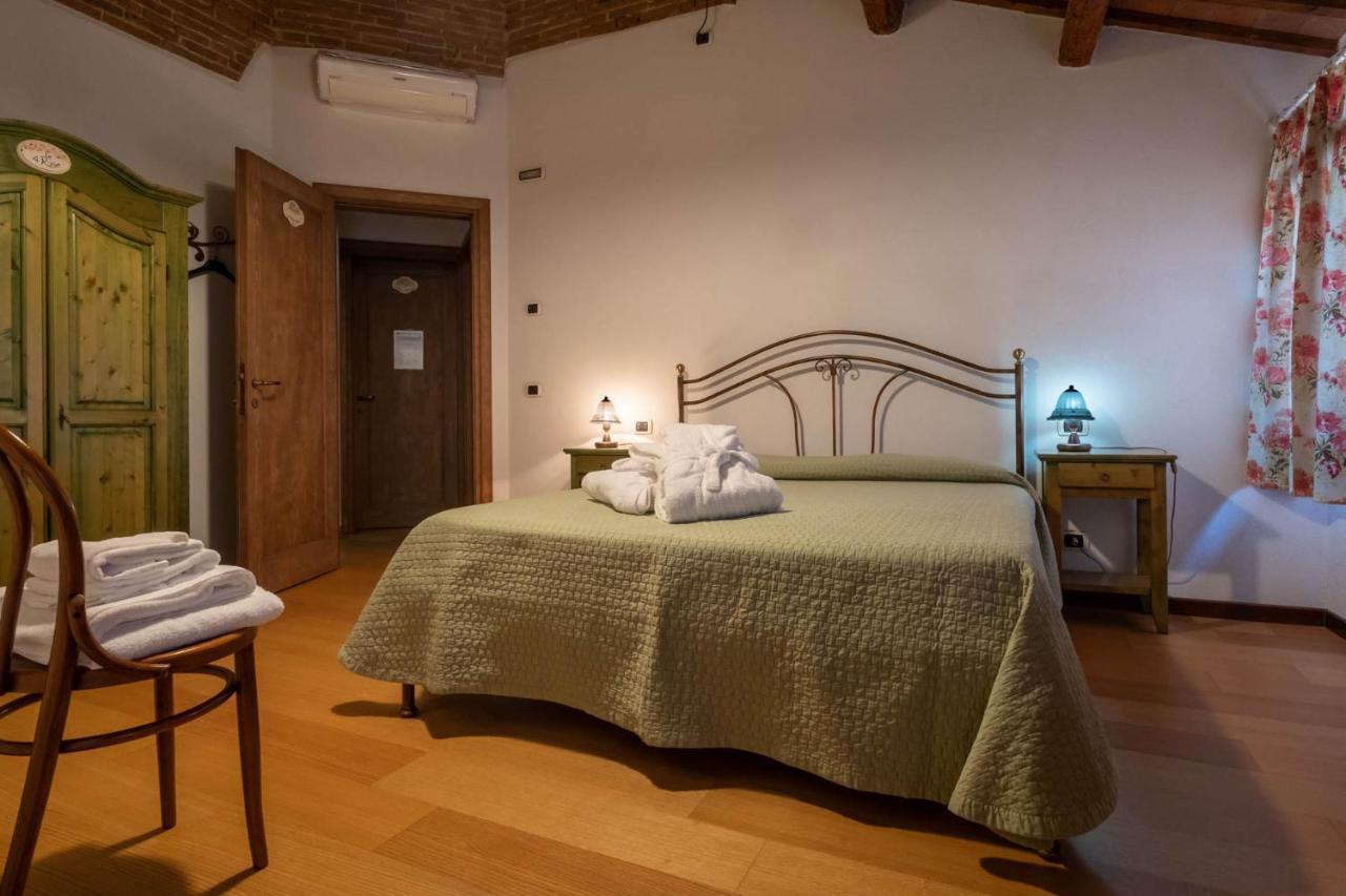 Agriturismo Le 4 Rose Vescovana Exterior foto